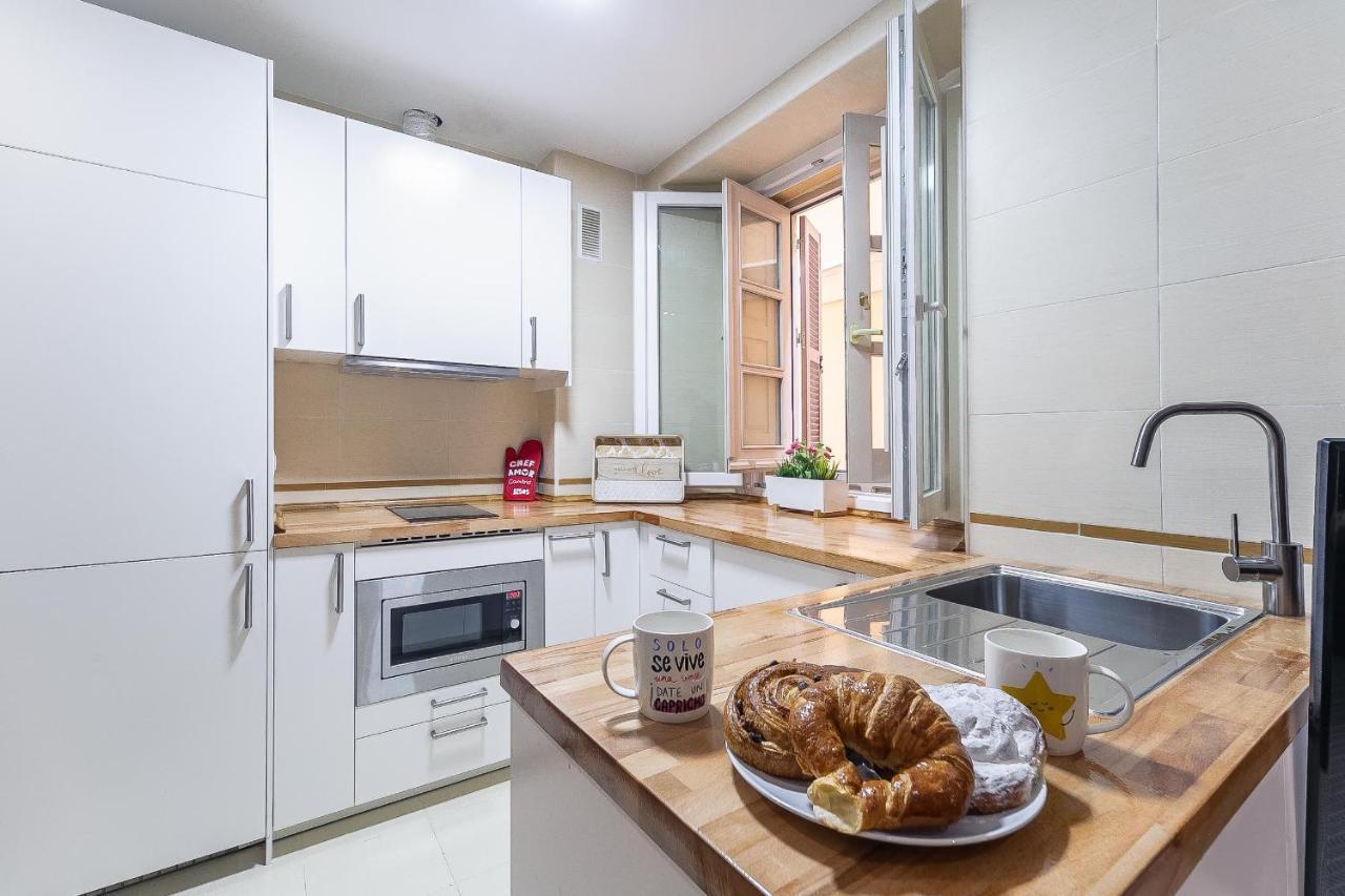 Central Malaga Apartment At Mitjana Plaza 외부 사진