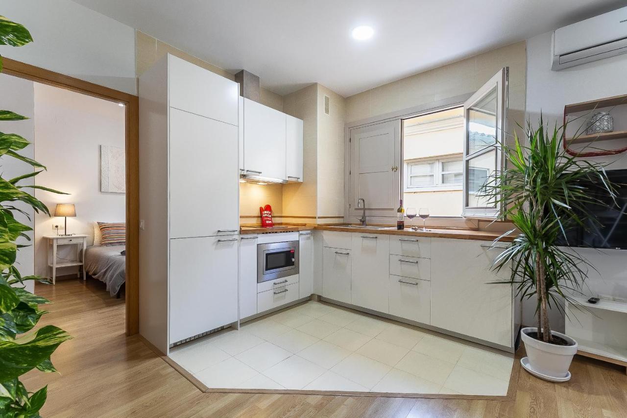 Central Malaga Apartment At Mitjana Plaza 외부 사진