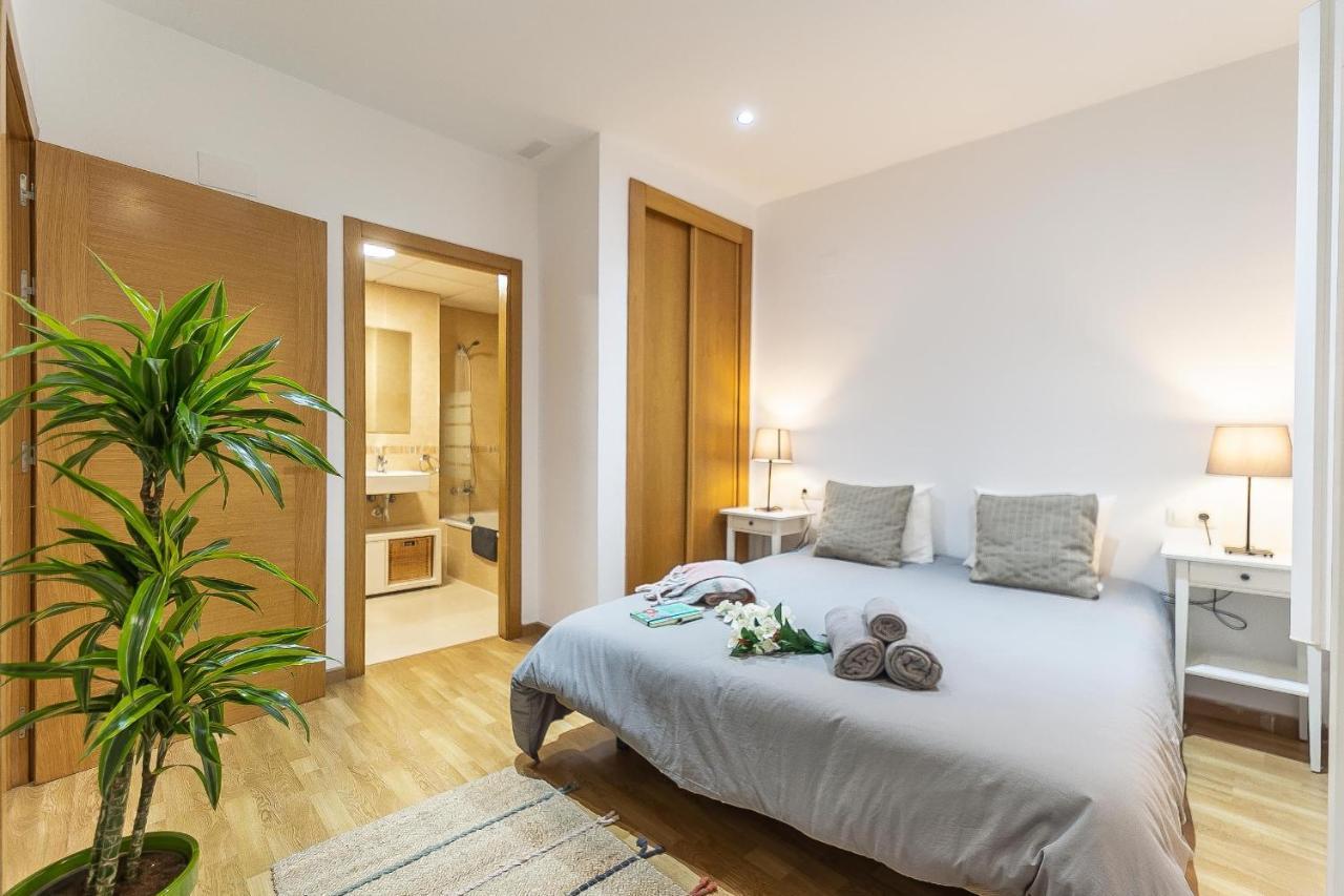 Central Malaga Apartment At Mitjana Plaza 외부 사진