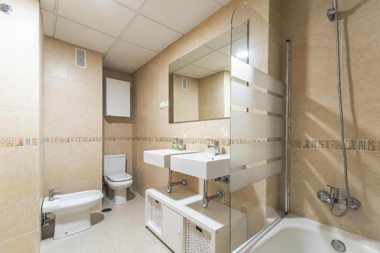 Central Malaga Apartment At Mitjana Plaza 외부 사진